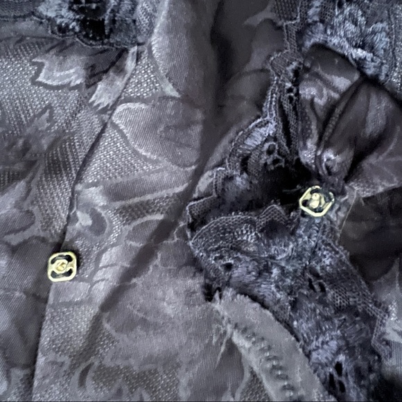 Victoria’s Secret Satin and Lace Wrap Teddy - Picture 4 of 14